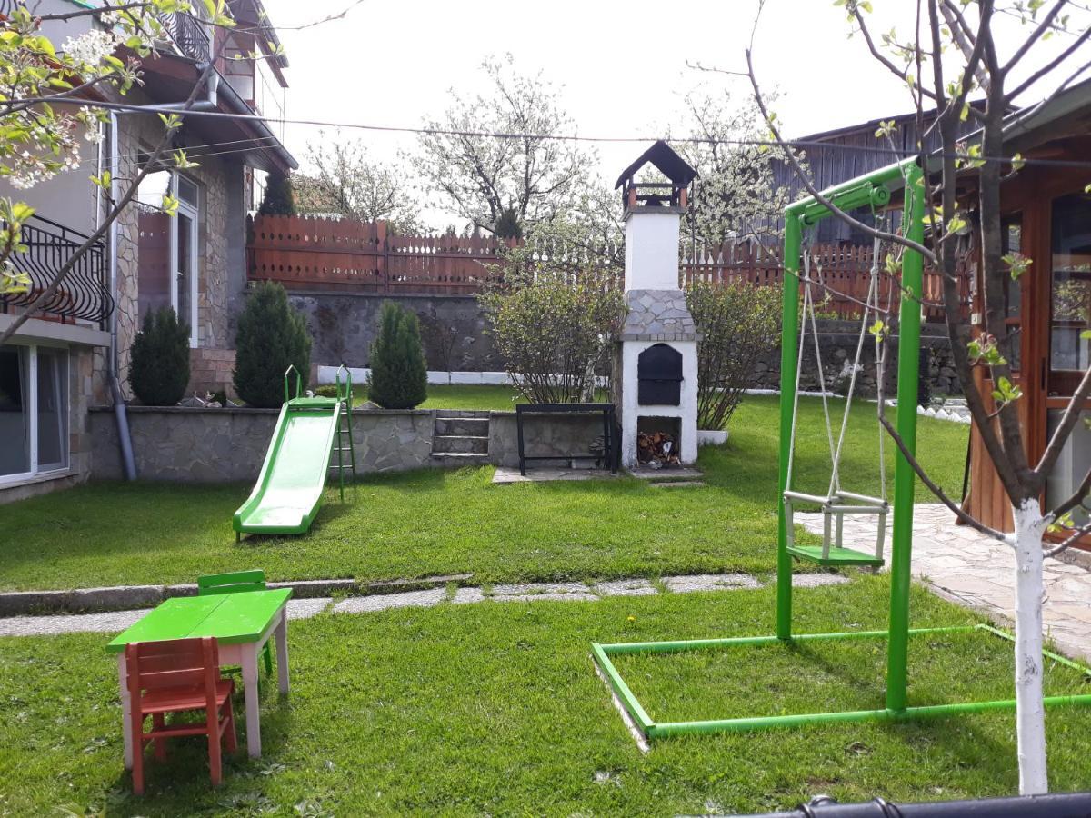 Вила Багрянови Dospat Exterior photo