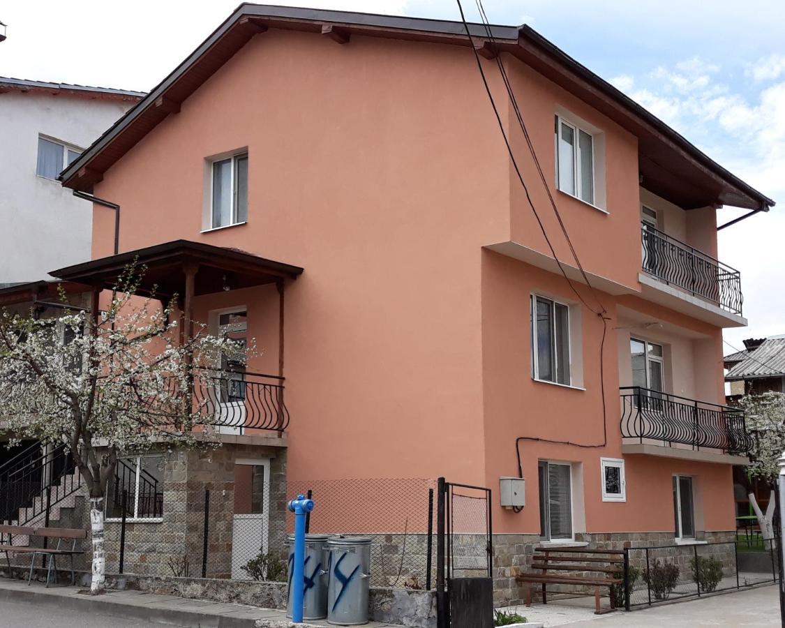 Вила Багрянови Dospat Exterior photo